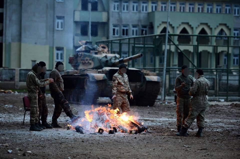 <p>-Ancak hem polis, hem de asker her çatışmada yeni şeyler öğreniyor, not ediyor, tecrübe hanesine ekliyor. En zor saha Sur.</p>