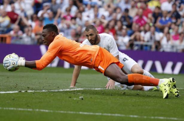 <p>20) Carlos Kameni (Malaga-Kamerun)</p>

<p> </p>
