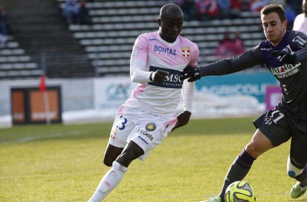 <p>Dany Nounkeu - Granada - 1 maç / Evian - 14 maç 1 gol</p>
