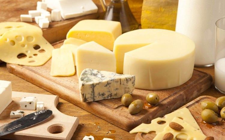 <p>Süt ve süt ürünlerinden en fazla tüketilen yiyecek daima peynir olmuştur. </p>
