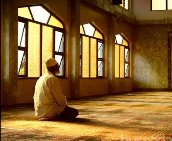 <p>Cuma gecesi Yâsîn Sûresini okuyanın günahları affedilir.</p>