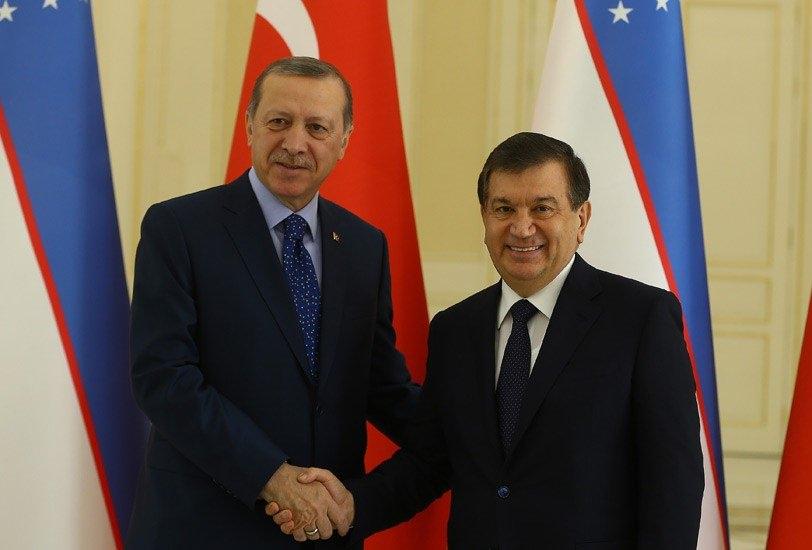 <p>Cumhurbaşkanı Recep Tayyip Erdoğan, 17-18 Kasım 2016 tarihlerinde Özbekistan'a bir ziyaret gerçekleştirdi.</p>
<p> </p>