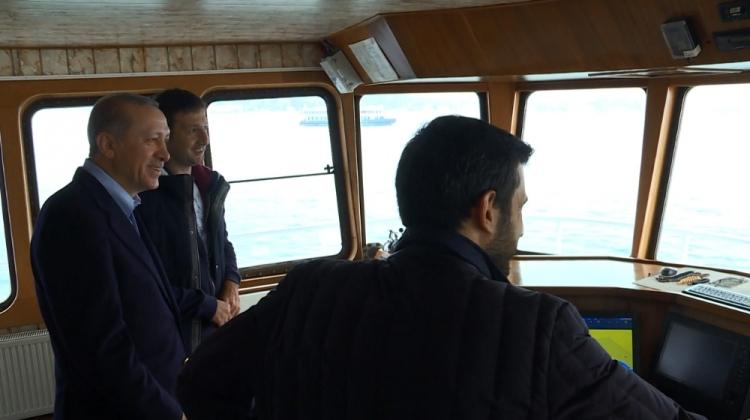 <div>'Aslında bizde balık fiyatları düşük' diyorlar ama halde bu fiyatların arttığını da söylüyorlar. Bunu da özellikle böylece onların dilinden öğrenmiş olduk. Bazı sorunlarını da kendilerinden dinledik. Onu da hükümetimizle paylaşacağım."</div>
<div> </div>