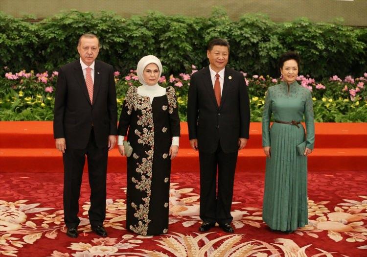 <p>Erdoğan, konuşmasının ardından diğer liderlerle aile fotoğrafı çektirdi.</p>

<p> </p>
