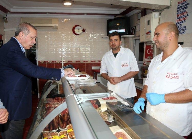 <p>Cumhurbaşkanı Recep Tayyip Erdoğan, Çatalca sınırları içerisinde bulunan Örencik köyünü ziyaret etti.</p>

