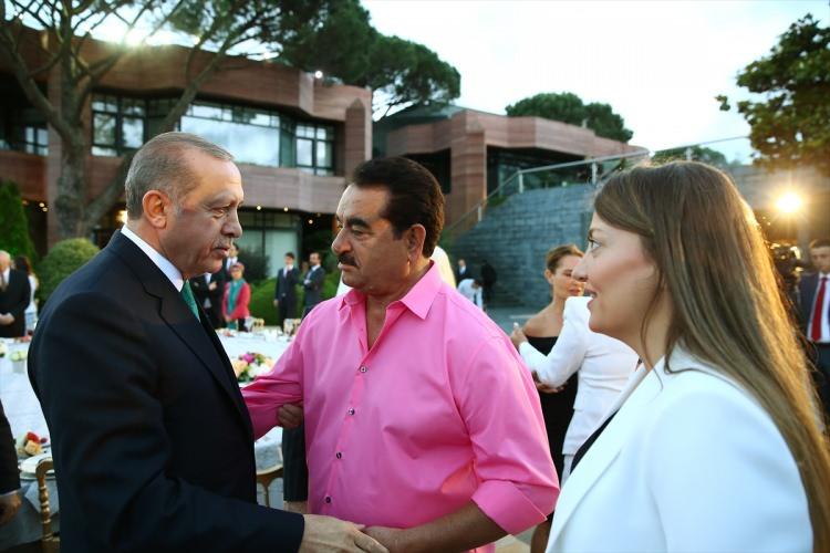 <p>İbrahim Tatlıses</p>
