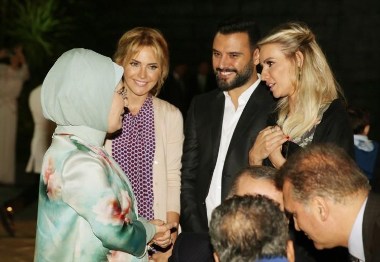 <p>Alişan- Ece Erken</p>
