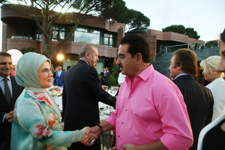 <p>İbrahim Tatlıses</p>
