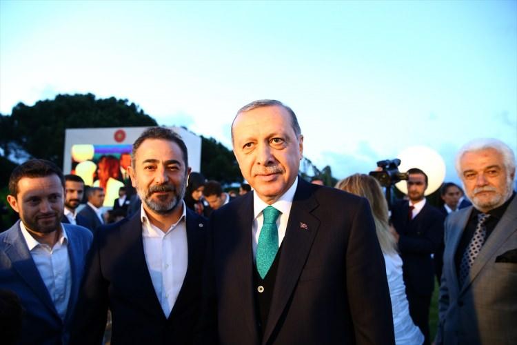 <p>Ayberk Pekcan</p>

