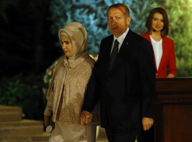 <p>Cumhurbaşkanı Recep Tayyip Erdoğan, 30 Ağustos Zafer Bayramı ve Türk Silahlı Kuvvetleri Günü dolayısıyla Çankaya Köşkü'nde resepsiyon verdi.</p>
