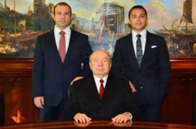 <p>İlhan Sabancı, Emirhan Sabancı, Aysen Sabancı</p>
<p>VELİAHTI OLDUKLARI SERVET: 650 MİLYON DOLAR</p>