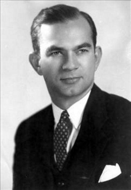 <p>James William Fulbright</p>