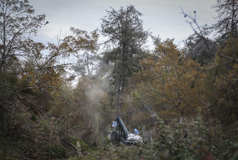 <p>Kanımızın son damlasına kadar bu Türkmen topraklarını sahipleneceğiz. Bizden hiçbir güç geri alamaz. Türkmen askerler burada köyünü, namusunu savunuyor.''</p>
