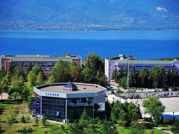 <p>SAKARYA<br />
Toplam Nakdi Krediler (Bin TL): 10.297.689<br />
Takipteki Alacaklar (Bin TL): 378.185<br />
Takipteki Alacaklar/Toplam Nakdi Krediler (%): 3,67</p>
