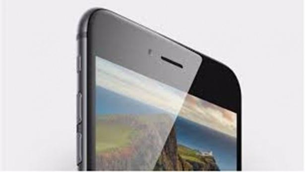 <p><strong>iPhone 6 Plus  </strong><br />
158.1 milimetre </p>
