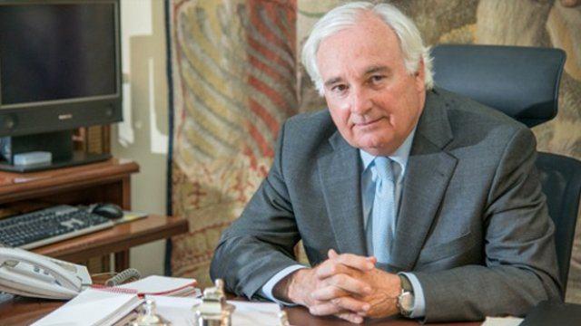 <p>İspanya’nın Ankara Büyükelçiliği’nden yapılan yazılı açıklama: “İspanya, büyük dostu ve önemli müttefiki Türkiye’de yapılan darbe girişimini koşulsuz<br />
bir şekilde kınar, meşru yetkililerine ve demokratik bir biçimde seçilmiş kurumlarına<br />
desteğini ifade eder, anayasal düzen ve hukuk devletine saygıya davet eder.”</p>
