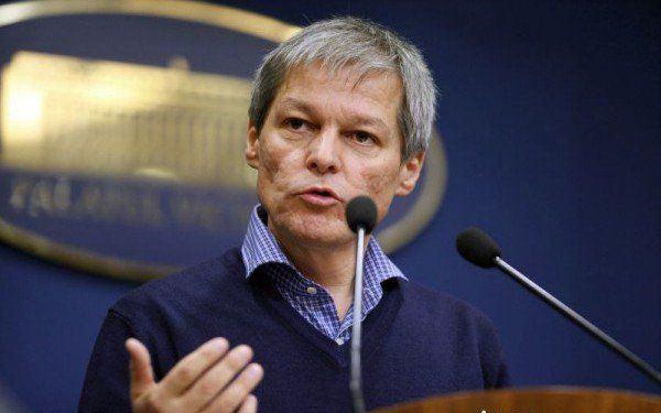 <p>Romanya Başbakanı Dacian Cioloş:<br />
“Türkiye için tek yol anayasal düzen ve hukuk devletine dönüştür.</p>
