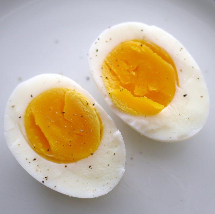 <p>Yumurta hemen hemen herkesin tükettiği bir yiyecek...</p>
