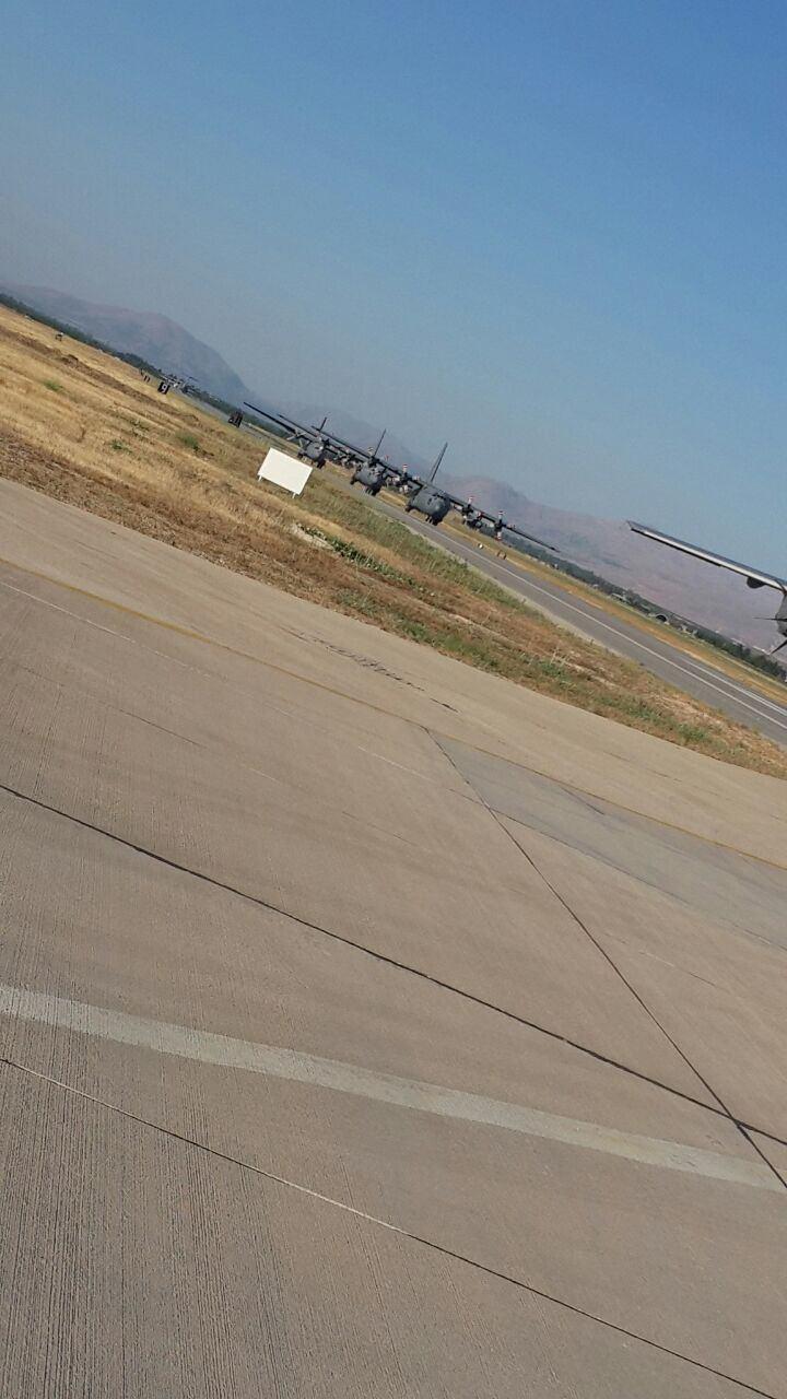 <p>2 SAAT DİRENDİLER</p>
<p>Pilotların savaş uçaklarından indikten sonra Kayseri'den gelen nakliye uçaklarına bindiler. Bu sırada üsse polis ve askerler girdi. İki saat direnen darbeci 39 asker daha sonra teslim oldu.</p>