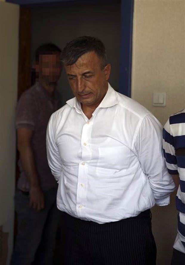 <p><strong>5- Erhan Caha: </strong>Tuğgeneral, Kara Kuvvetleri Komutanlığı Kuvvet Geliştirme Daire Başkanı</p>
