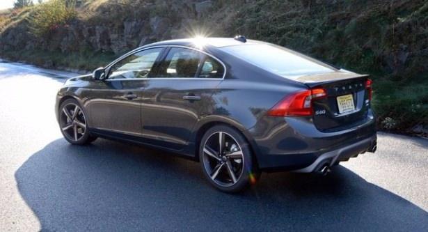 <p>Volvo S60</p>

<p> </p>
