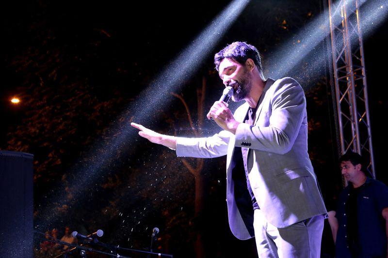 <p>Uğur Işılak</p>
