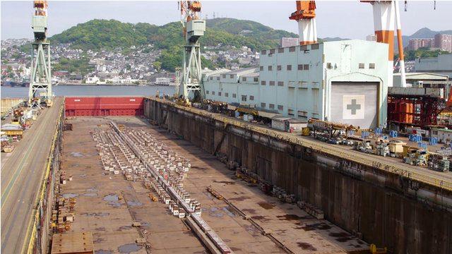 <p>Yolcu gemisinin inşaatını, en temelden, son rötuşlarına kadar, kameraya kaydettiler. İşte 645 milyon dolar maliyeti olan geminin yapım aşamasında kaydedilen fotoğraflar...</p>

<p> </p>
