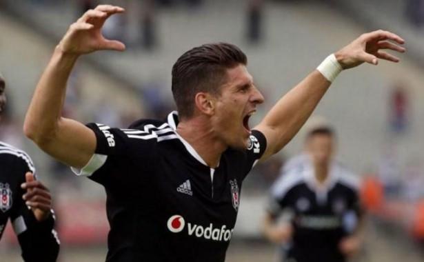 <p>Mario Gomez</p>
