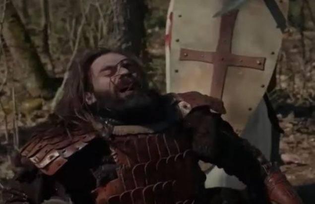 <p>Obaya sızan hainler yine boş durmadı ve Doğan Alp sinsi bir tuzağa kurban gitti.</p>