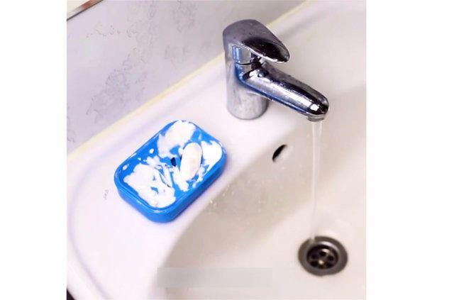 <p>İleri geri yaptıkça içindeki sünger düşmeden hareket edecektir.</p>

<p> </p>
