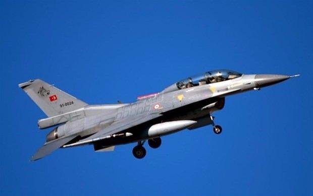 <p><strong>3 Ocak 1994, Balıkesir - Bigadiç</strong><br />
<br />
Uçak, eğitim uçuşunun ardından Balıkesir Üssü'ne geri dönüş sırasında Balıkesir'in Bigadiç ilçesine bağlı Dedeburnu köyü yakınlarında düştü. Kazada pilot şehit oldu.</p>
<p> </p>