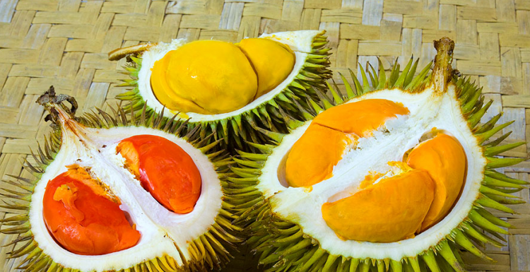 <p>İşte durian'ı '<strong>meyvelerin kralı' </strong>yapan o özellikler...</p>
