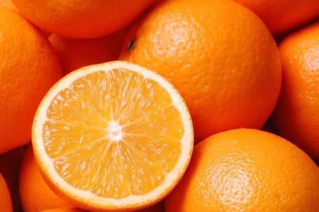 <p><strong>Kendimizi kötü hissettiğimizde C vitamini alırsak hastalanmayız.</strong></p>