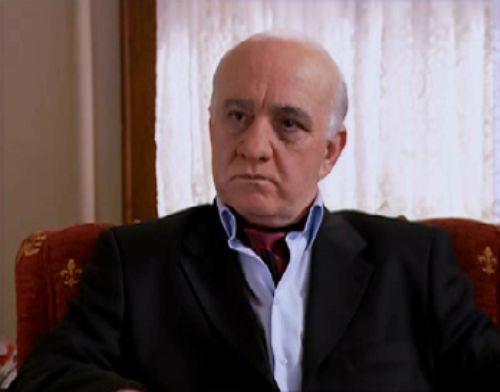 <p>Doğu Eşrefoğlu</p>