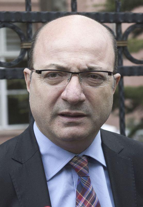 <p><strong>CHP İstanbul Milletvekili İlhan Cihaner</strong><br />
<br />
2 fezleke.</p>