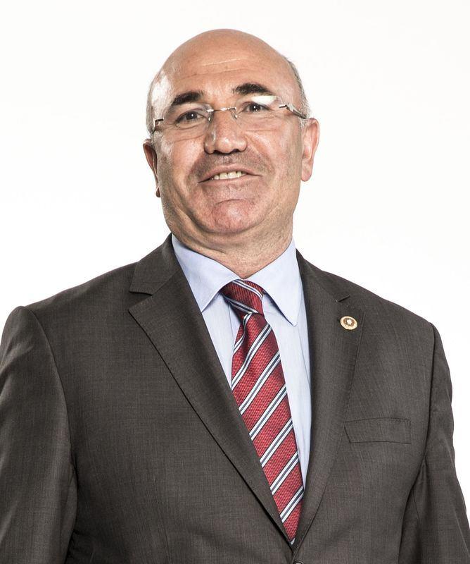 <p><strong>CHP İstanbul Milletvekili Mahmut Tanal</strong><br />
<br />
5 fezleke.</p>
