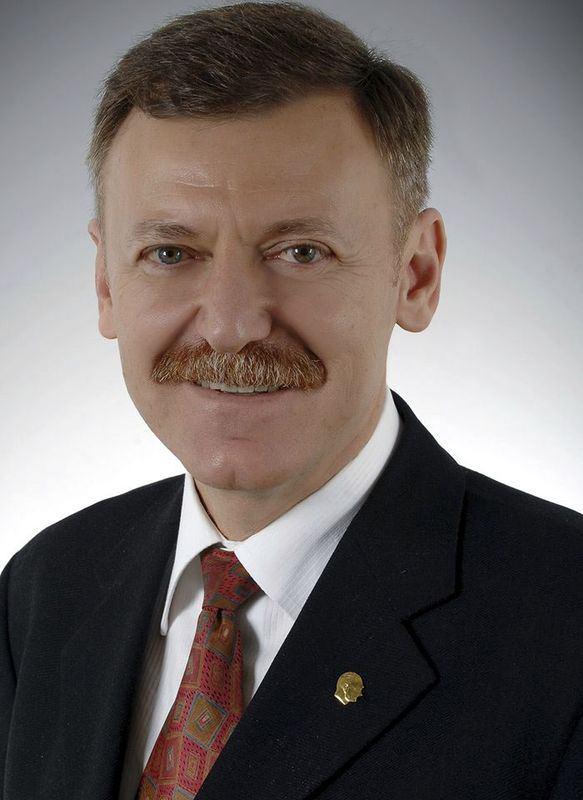 <p><strong>CHP Mersin Milletvekili Aytuğ Atıcı</strong><br />
<br />
5 fezleke.</p>