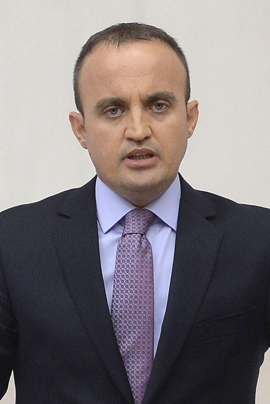 <p><strong>AK PARTİ Çanakkale Milletvekili Bülent Turan</strong><br />
<br />
1 fezleke.</p>
