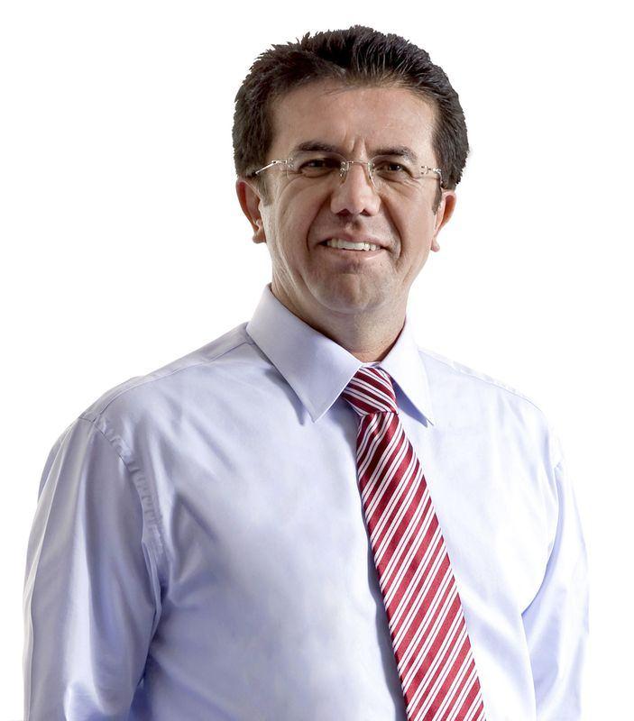<p><strong>AK PARTİ Denizli Milletvekili Nihat Zeybekci</strong><br />
<br />
1 fezleke.</p>
