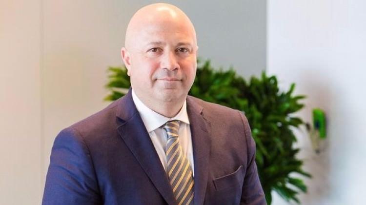 <p><strong>TURKCELL</strong><br />
<br />
Turkcell Genel Müdürü Terzioğlu: 4.5G altyapısını kurmamızın yolunu açan yetkilendirme ihalesi kapsamında taahhüt ettiğimiz bedelin Türk Lirası üzerinden hesaplanarak ödenmesi imkanı tanındı</p>
