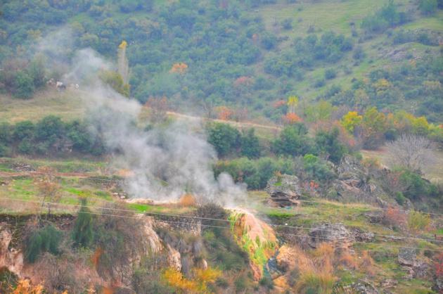 <p><strong>Eşsiz manzarayı kaçırmamanız için yanınızdan fotoğraf makinenizi ayırmayın.</strong></p>