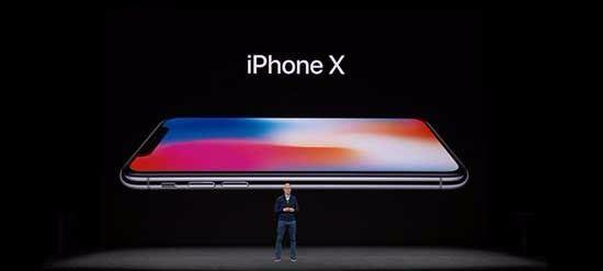 <p><span style="color:#FFD700"><strong>İŞTE iPHONE X</strong></span></p>

<p><strong>21:20 </strong>Cook bir sürpriz yaptı ve 'İşte telefonun geleceği' diyerek iPhone X'i tanıtmaya başladı.</p>
