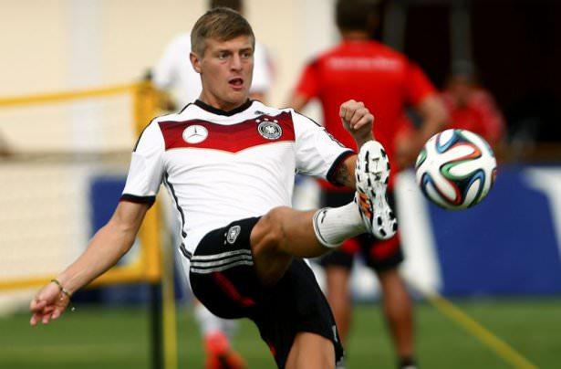 <p>Toni Kroos (Almanya)</p>
