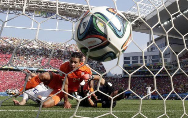 <p>Memphis Depay (Hollanda)</p>
