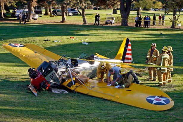 <p>Ünlü Amerikalı aktör Harrison Ford’un kullandığı küçük uçağın California’da düştüğü bildirildi.</p>
