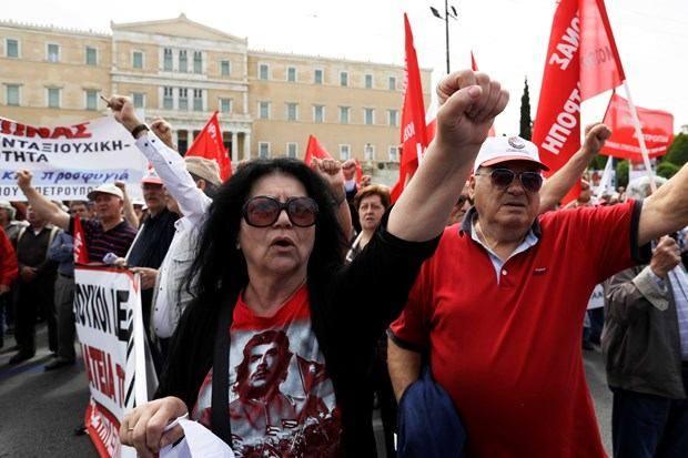 <p><strong>YUNANİSTAN</strong></p>
