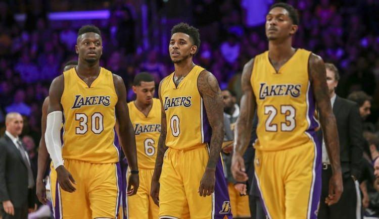 <p>Los Angeles Lakers (Basketbol): 3</p>
