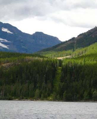 <p><strong>Amerika -Kanada</strong></p>

<p> </p>

<p> </p>

<p>Dünyadaki en uzun kara sınırı. Yaklaşık 8000kilometre</p>
