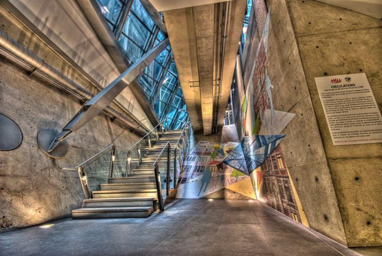 <p>RÉSO / FRANSA <br />
<br />
RÉSO Fransızcada ‘Ağ’ anlamına gelen ‘Réseau’ kökünden geliyor. Burası Montreal’in en önemli yerlerinden biri… Bu dev labirent, Montreal şehir merkezi çevresindeki caddelerin altında uzanıyor.</p>
