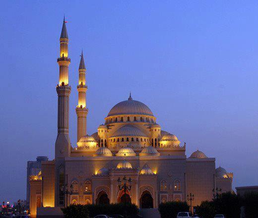 <p>Alnour Camii-Sharjah</p>

<p> </p>
